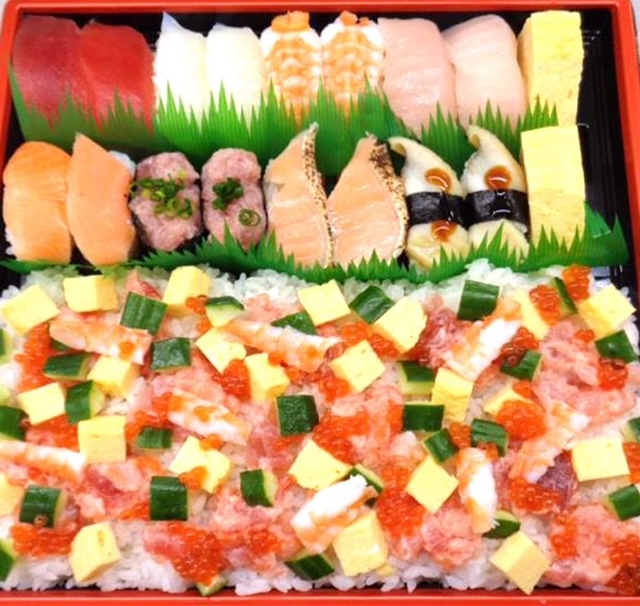 デパ地下魚介専門店で寿司の販売